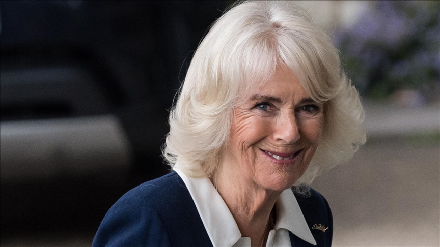 Britanska kraljica Camilla privremeno se povukla iz javnog angažmana zbog bolesti