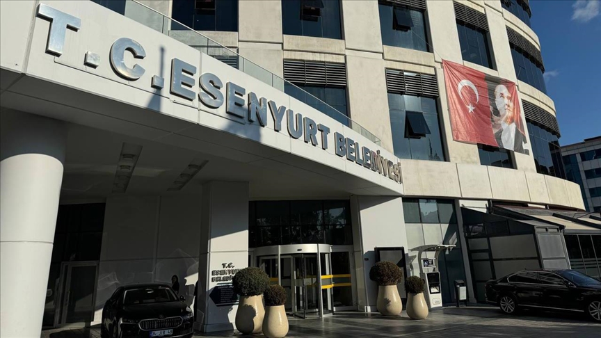 Esenyurt'ta Can Aksoy'un başkanlığındaki ilk encümen toplantısı yapıldı