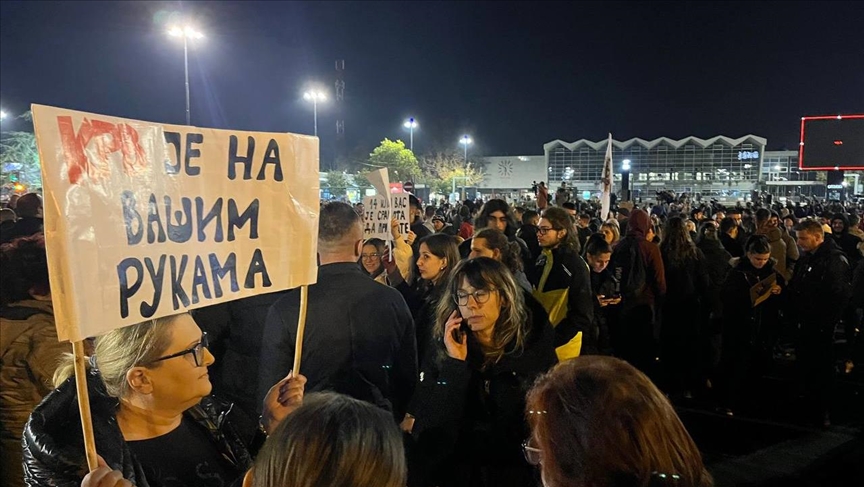 Thousands of Serbians protest over deadly collapse of railway station awning