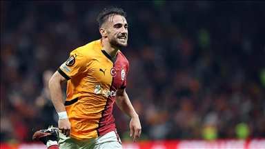 Yunus Akgün, Galatasaray'da hayallerini yaşıyor