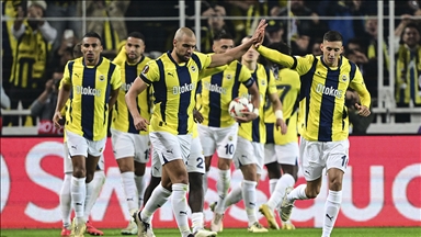 Fenerbahçe, UEFA Avrupa Ligi'nde yarın AZ Alkmaar'a konuk olacak