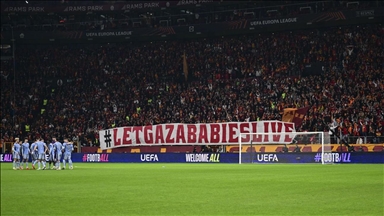 Galatasaray fans unveil 'Free Palestine’ banner during UEFA Europa League match