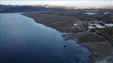 Sapanca Gölü'nde su miktarı son 5 yılın en düşük seviyesine geriledi