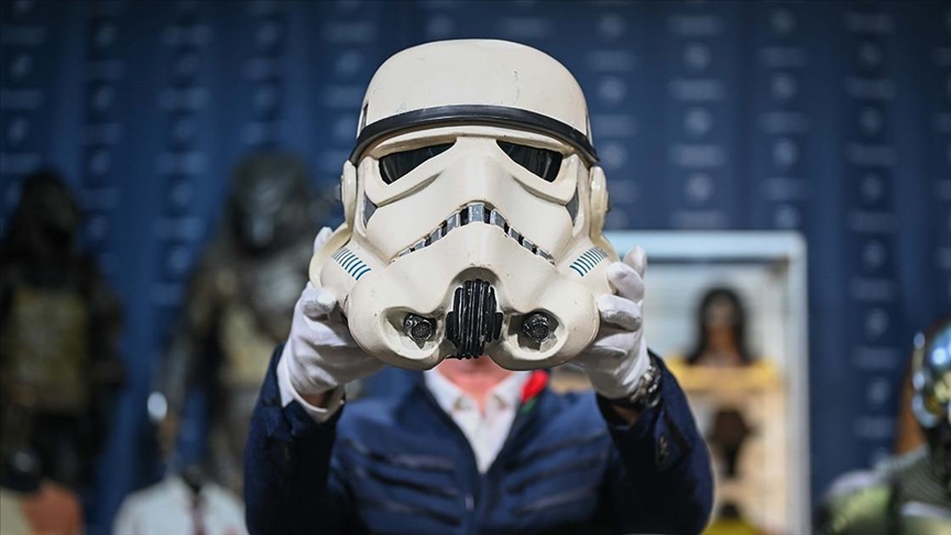 Иконические декорации и костюмы из мира кино и музыки будут выставлены на продажу в Лондоне