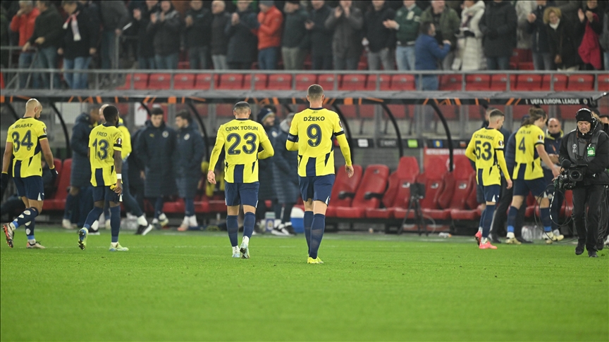 Fenerbahce fans chant 'Free Palestine' during Europa League game in Netherlands