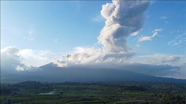 Indonesian volcano erupts again, sends ash column 5,000 meters skyward