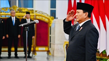 Indonesian president Prabowo visits China on 1st overseas trip