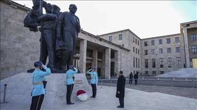 Büyük Önder Atatürk için TBMM'de anma töreni yapıldı