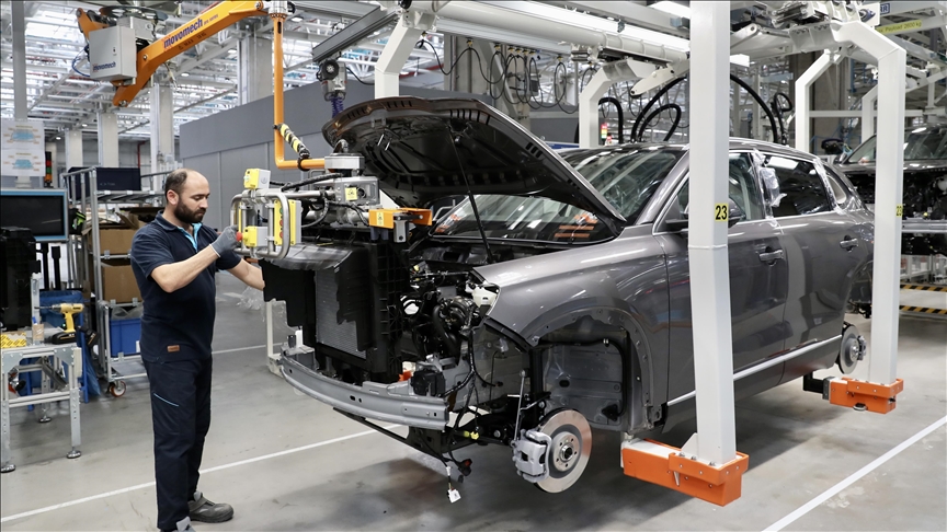 Türkiye's automotive production falls for 8th straight month