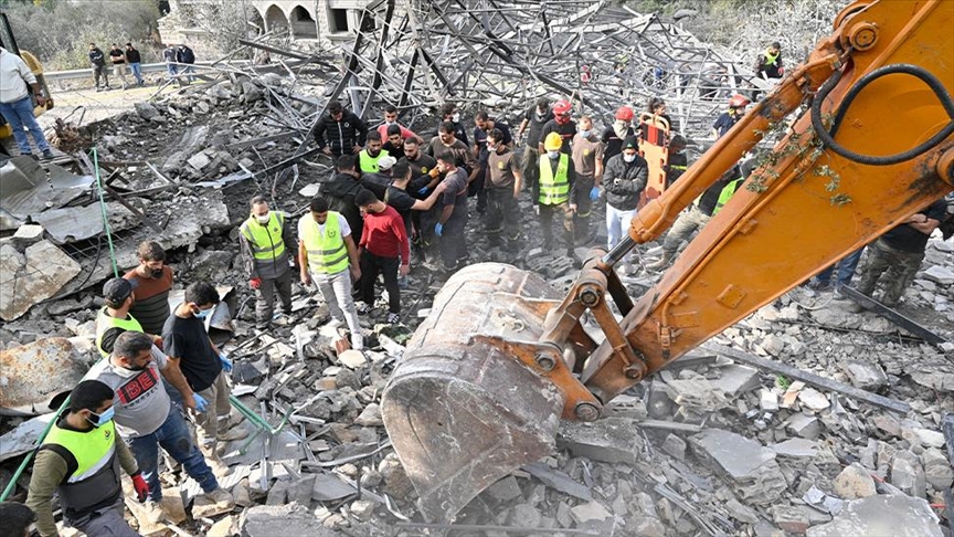 Lebanese Civil Defense recovers 43 bodies from rubble in various parts of Lebanon