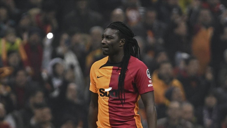 Bafetimbi Gomis retires from football at age of 39