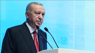 Turkish president arrives in Azerbaijan for climate conference