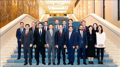 Türkiye explores digital partnership in visit to Huawei R&D center in Beijing