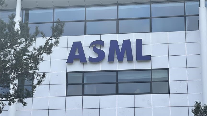 Holandski ASML planira povećanje prodaje čipova do 60 posto zbog vještačke inteligencije