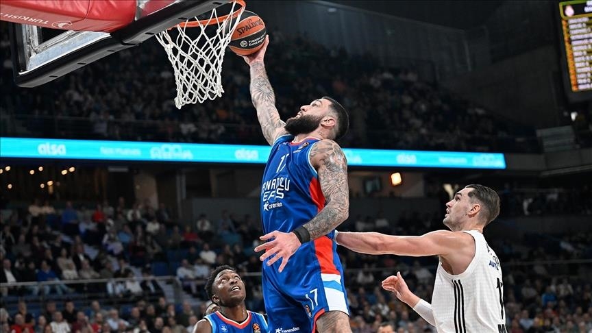 Anadolu Efes beat Real Madrid to clinch 6th EuroLeague win