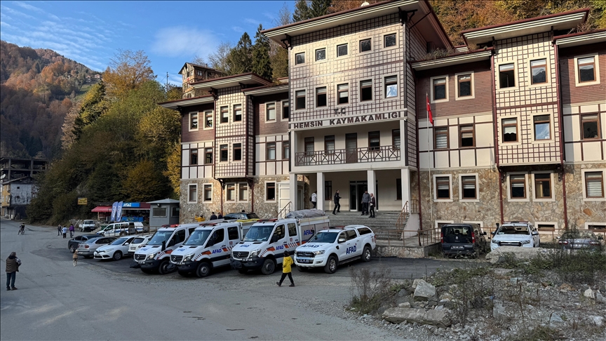 Rize'de 4,7 büyüklüğünde deprem