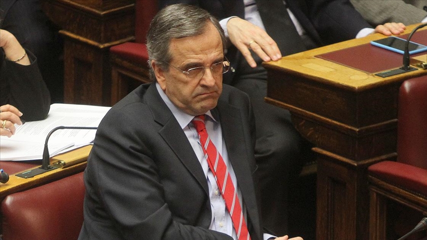 Greece’s ruling party expels ex-premier over blasting government