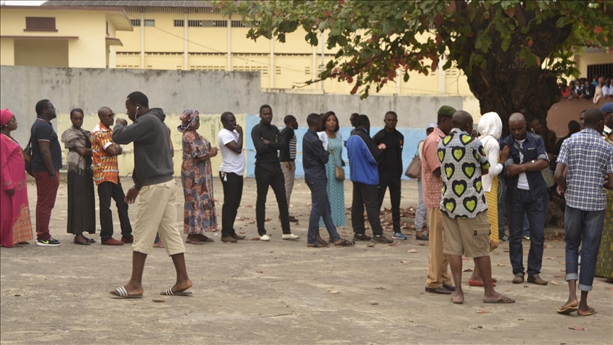 Gabonese began voting for referendum on new constitution