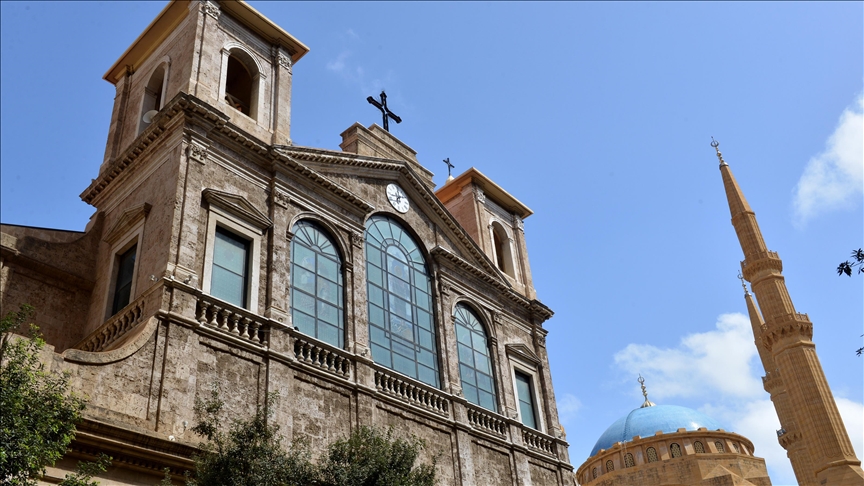 Israeli warplanes target vicinity of 2 churches, hospital in southern Beirut