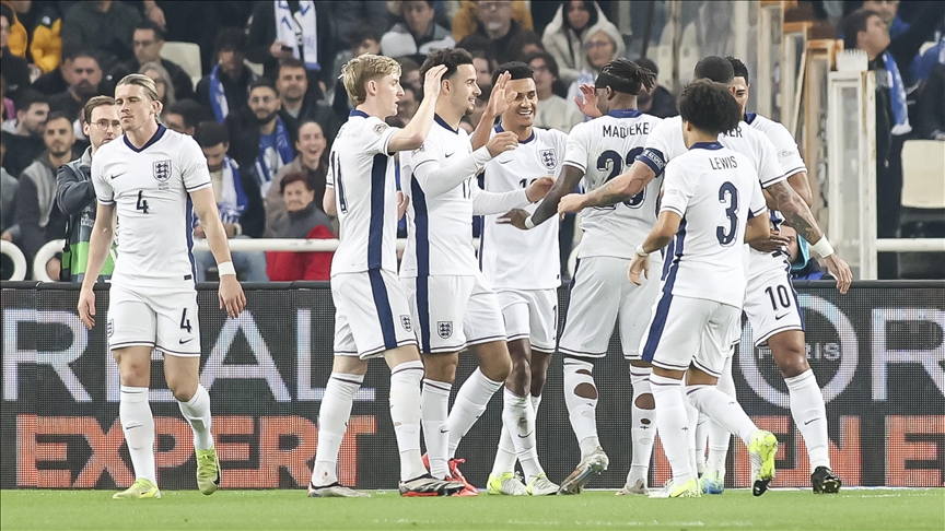 England topple 10-man Ireland 5-0 in Nations League England topple 10-man Ireland 5-0 in Nations League