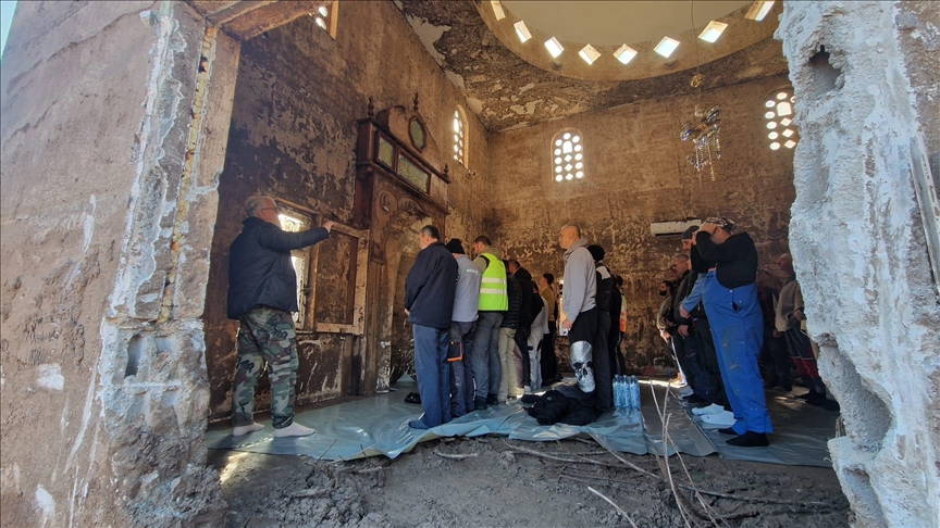 BiH: U džamiji u Donjoj Jablanici teško oštećenoj u poplavama klanjan prvi namaz