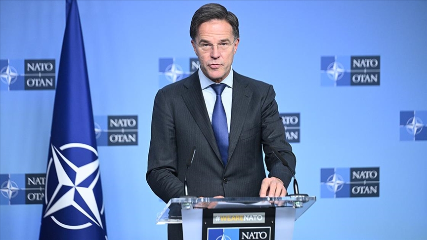 Rutte'den, Rus İHA'larının ve füzelerinin NATO hava sahasına girmesine tepki