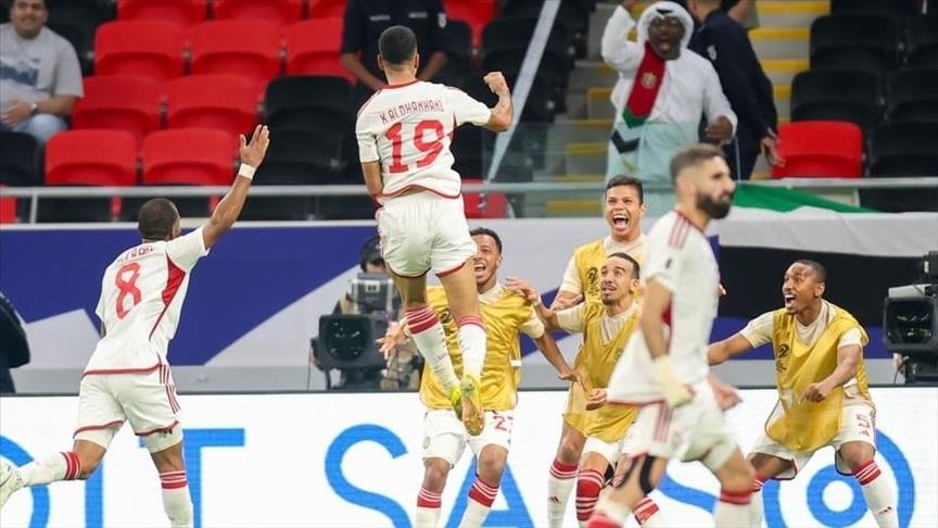 قدم.. منتخب الإمارات يفوز على قطر بخماسية نظيفة