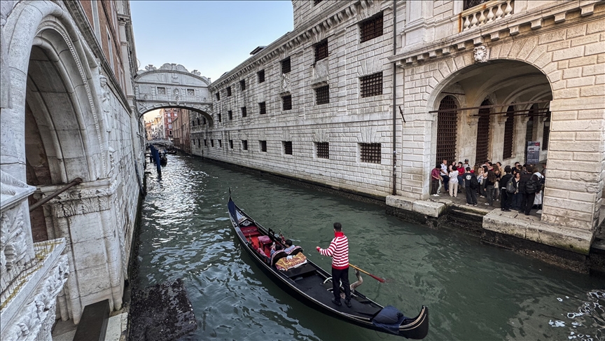 Venecija, grad ljubavi i karnevala: Ljepotom privlači turiste iz cijelog svijeta