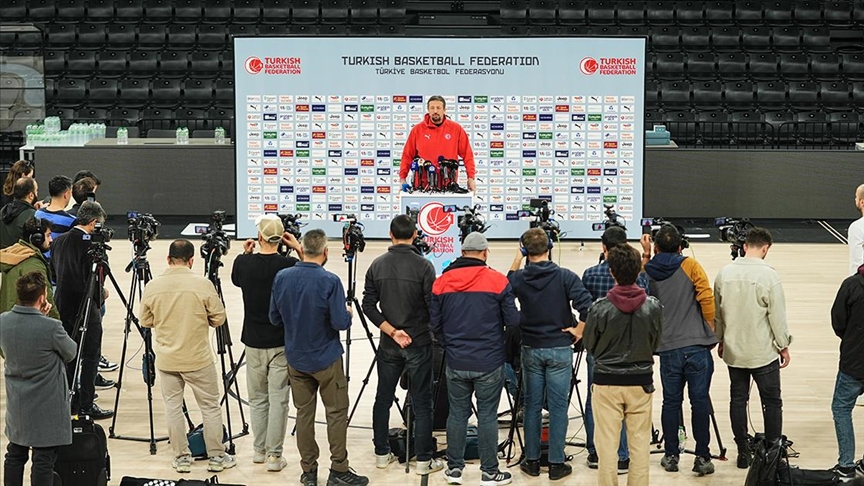 A Milli Erkek Basketbol Takımı'nda Macaristan maçları öncesi medya günü düzenlendi