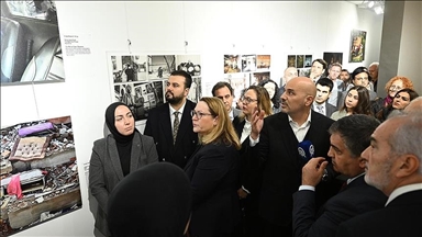 Visitors deeply moved by images displayed at Istanbul Photo Awards exhibition