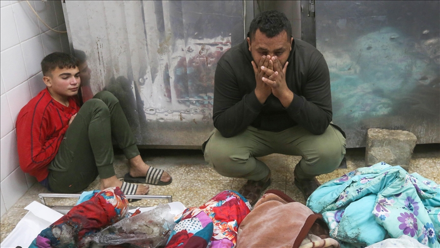 أغلبهم أطفال ونازحون.. إسرائيل تقتل 21 فلسطينيا في قطاع غزة 