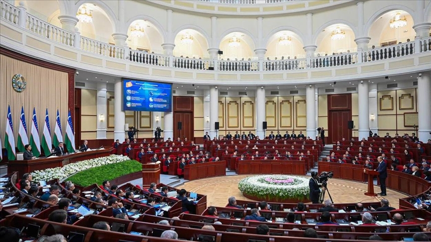 Парламент Узбекистана утвердил Абдуллу Арипова в должности премьер-министра