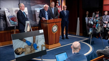 ABD'li senatör Sanders, Gazze'deki insani krizi AA'nın fotoğraflarıyla anlattı