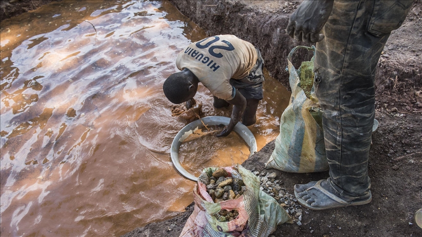 Mali releases 3 executives of Australian gold miner