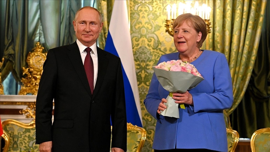Angela Merkel’s new book shares insights on Russia policy and dealing with Putin