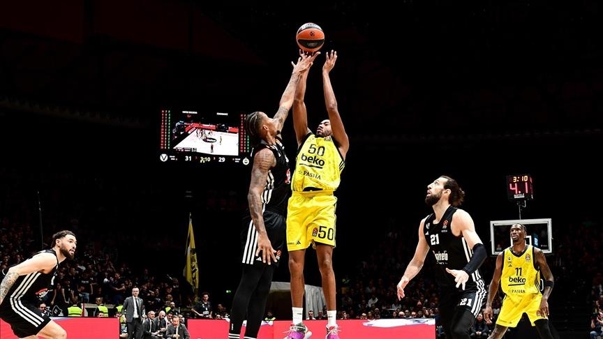 Fenerbahce Beko bag hard-fought win at Virtus Segafredo Bologna in Turkish Airlines EuroLeague