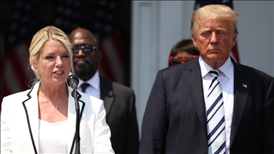 Trump, Gaetz'in çekilmesiyle Adalet Bakanlığına Pam Bondi'yi aday gösterdi