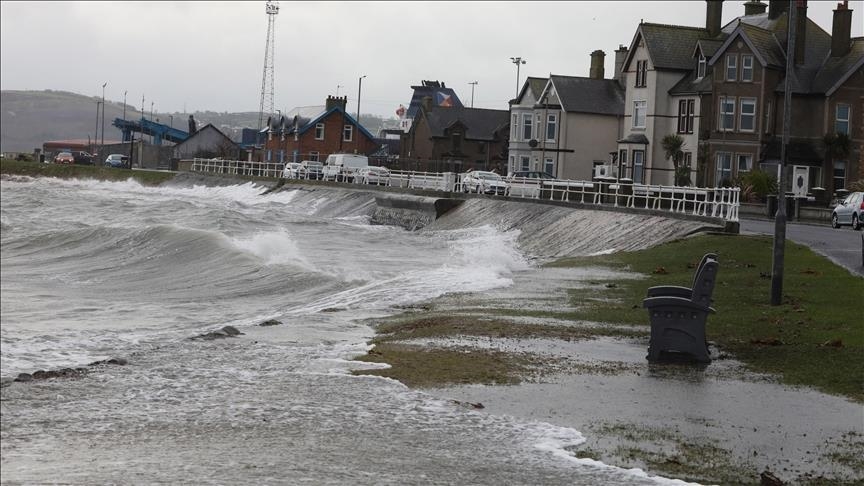 Royaume-Uni : La tempête Bert déclenche des alertes météo dans tout le pays