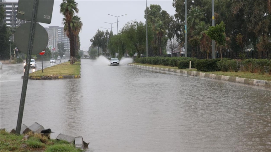 Hatay'da sağanak etkili oldu