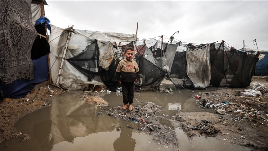 Heavy rains add to plight of displaced civilians in Gaza amid Israeli war Heavy rains add to plight of displaced civilians in Gaza amid Israeli war
