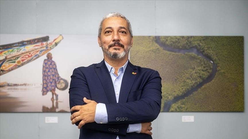 Sénégal : les œuvres du photojournaliste Cem Ozdel exposé dans le cadre de la Biennale de Dakar