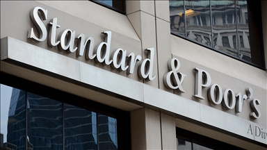 S&P küresel ekonominin gelecek yıl yüzde 3 büyüyeceğini öngördü