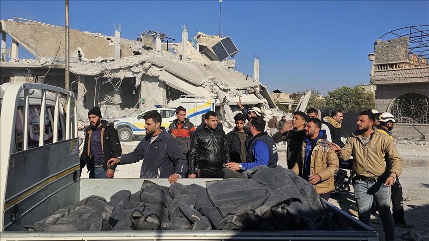 Al menos 12 civiles muertos en ataques aéreos rusos en la provincia siria de Alepo