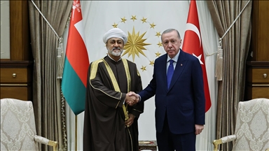 الرئيس أردوغان يستقبل سلطان عمان هيثم بن طارق