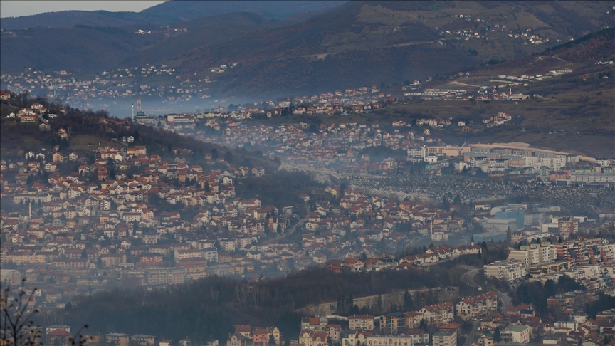 Zagađenje zraka u Sarajevu: Epizoda upozorenja ukinuta, mjere zabrane van snage