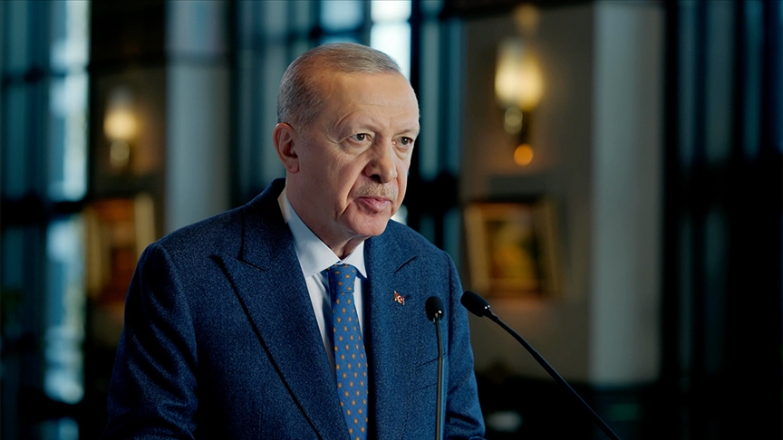 Cumhurbaşkanı Erdoğan: Gazze ve Lübnan'daki kardeşlerimize el uzatmaya çalışıyoruz