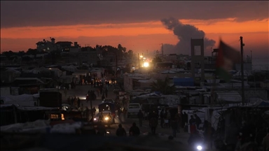 Izraeli bombardon një tendë refugjatësh në jug të Gazës, vriten 4 palestinezë