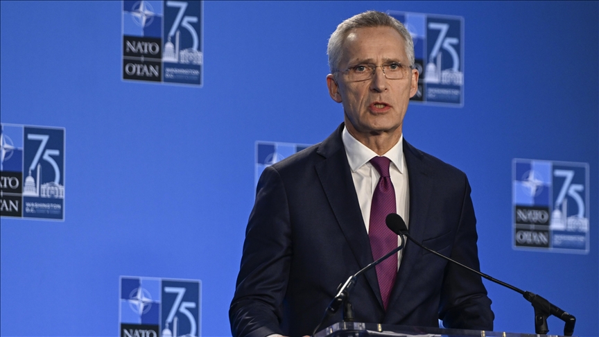 Ex-NATO chief Stoltenberg suggests Ukraine could temporarily cede territory for peace