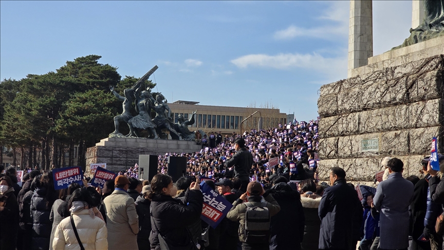 Top presidential staff resign in South Korea after martial law incident