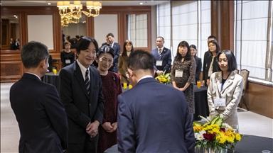 ولي عهد اليابان يلتقي عددا من مواطنيه في أنقرة